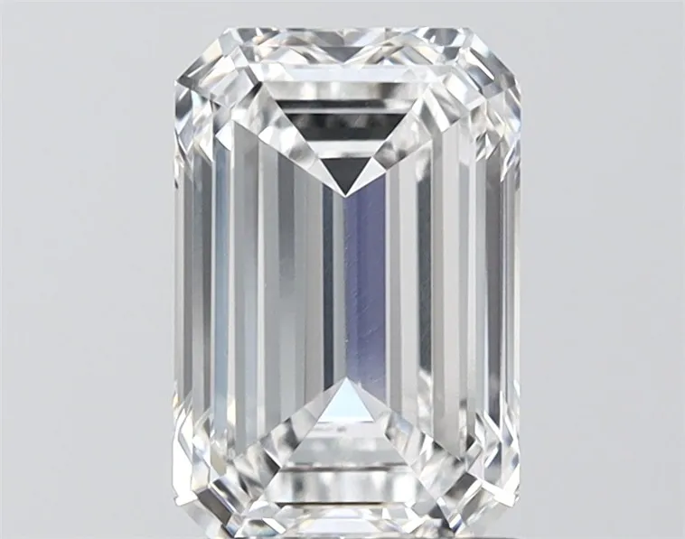 2.00ct Emerald Lab Grown Diamond (Colour E, Clarity VVS1, IGI Certified)