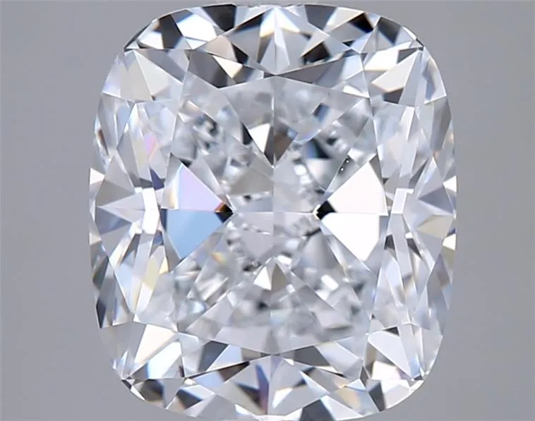 2.50ct Cushion modified Lab Grown Diamond (Colour E, Clarity VVS1, IGI Certified)