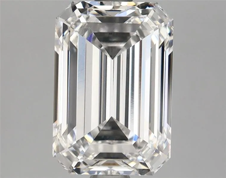 2.68ct Emerald Lab Grown Diamond (Colour E, Clarity VVS2, IGI Certified)