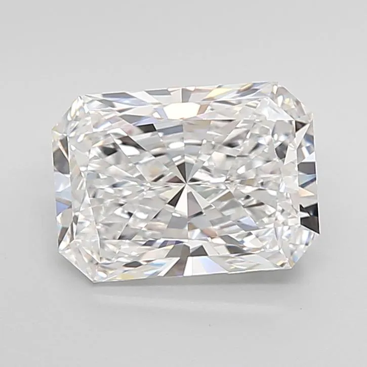 2.84ct Radiant Lab Grown Diamond (Colour D, Clarity VVS1, IGI Certified)