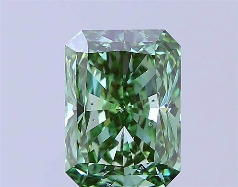 3.00ct Radiant Lab Grown Diamond (Colour Fancy Vivid Green, Clarity SI1, IGI Certified)