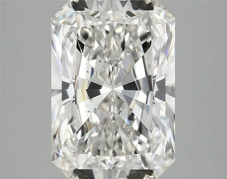 3.10ct Radiant Lab Grown Diamond (Colour G, Clarity VS2, IGI Certified)