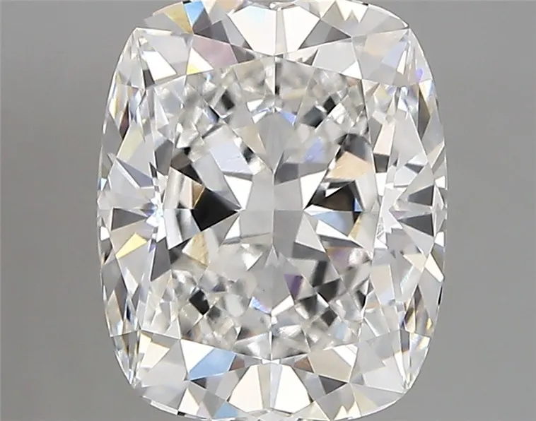3.40ct Cushion modified Lab Grown Diamond (Colour E, Clarity VVS2, IGI Certified)