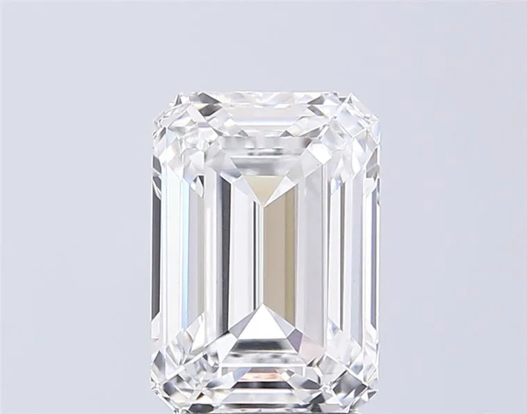 3.40ct Emerald Lab Grown Diamond (Colour D, Clarity VVS2, IGI Certified)