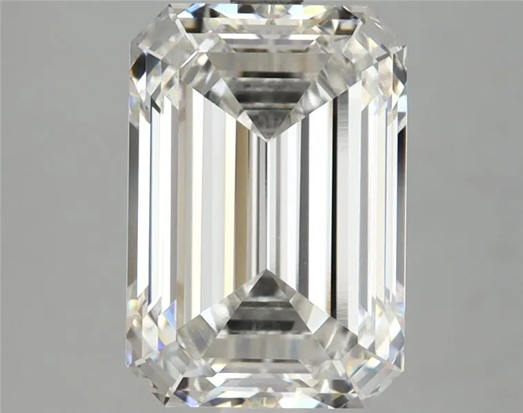 3.68ct Emerald Lab Grown Diamond (Colour F, Clarity VVS2, IGI Certified)