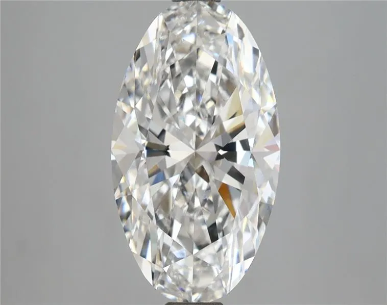 3.83ct Oval Lab Grown Diamond (Colour E, Clarity VVS2, IGI Certified)
