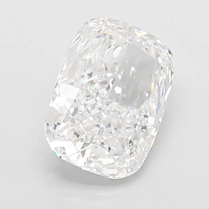4.07ct Cushion modified Lab Grown Diamond (Colour D, Clarity VVS2, IGI Certified)