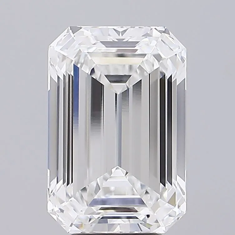 6.71ct Emerald Lab Grown Diamond (Colour E, Clarity VVS1, IGI Certified)